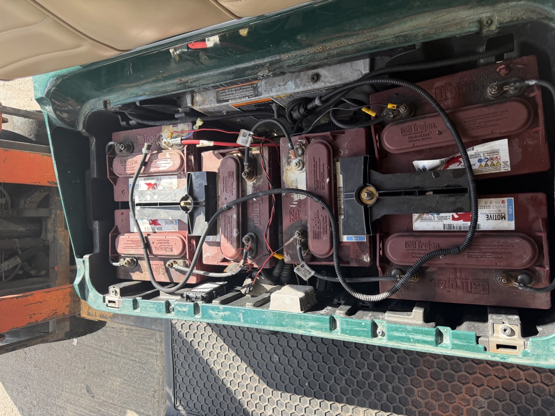 Golf cart with old lead acid batteries - slow, heavy, unreliable